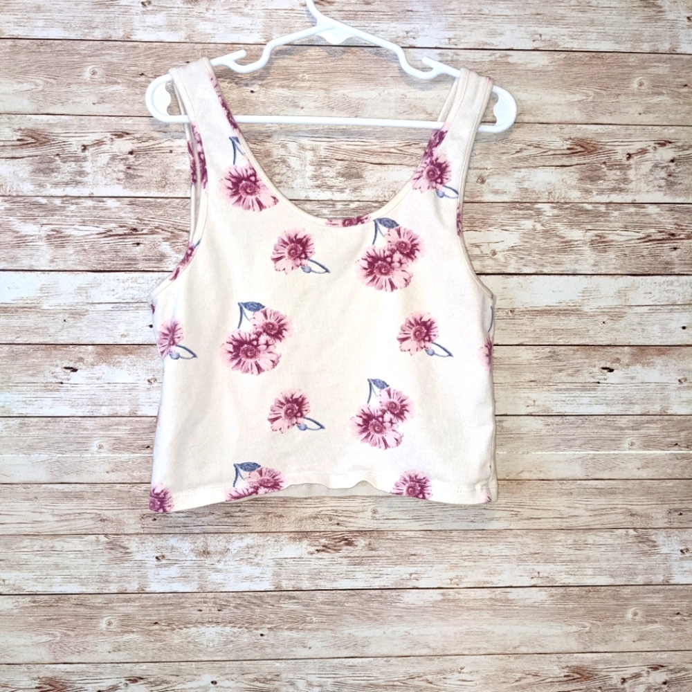 Crop Tank Top - Picture 2 of 3